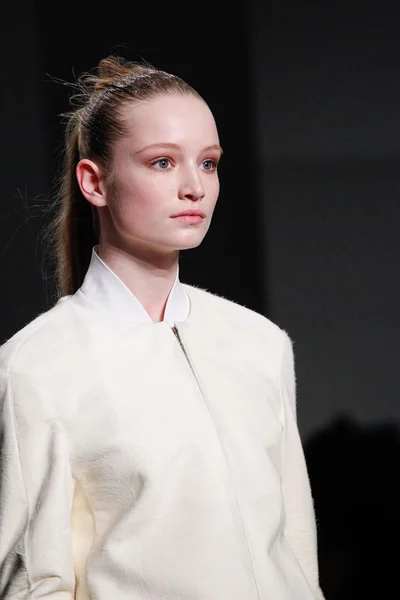Look 37